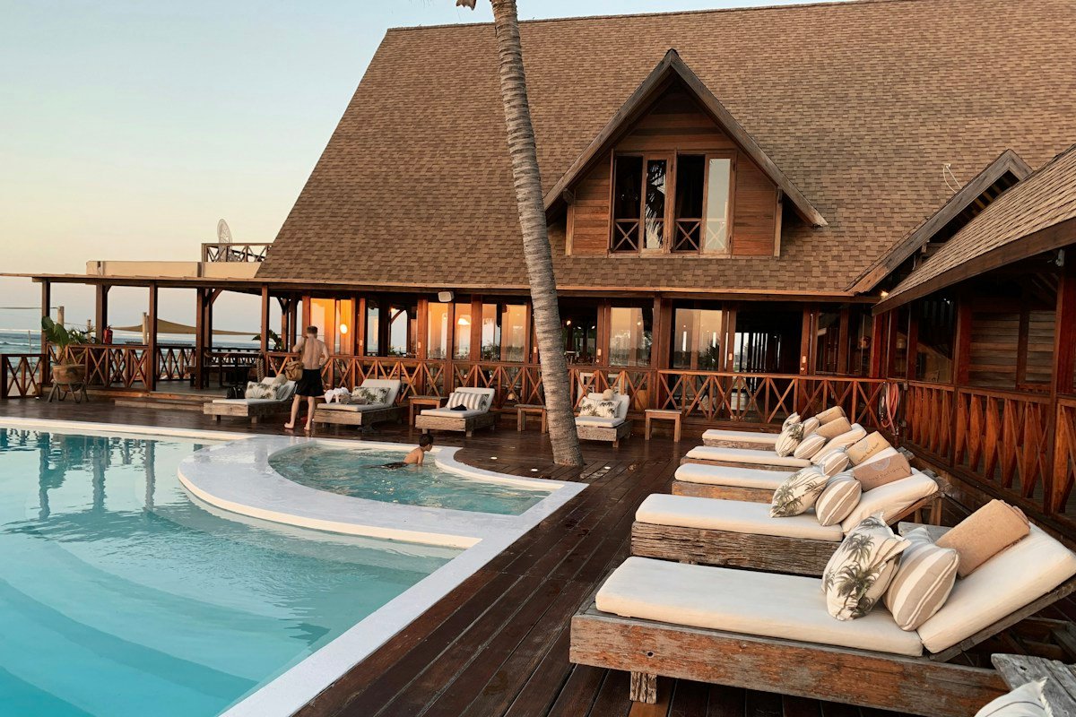 Grand Hotel Reception & Lounge